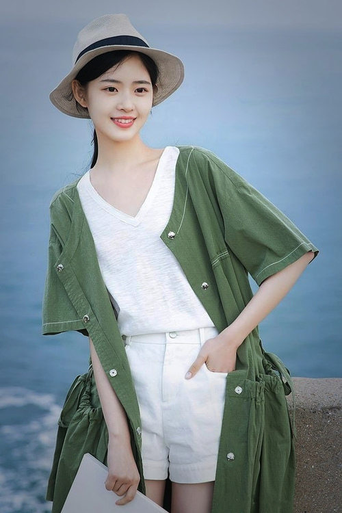 少数民族特色服装
